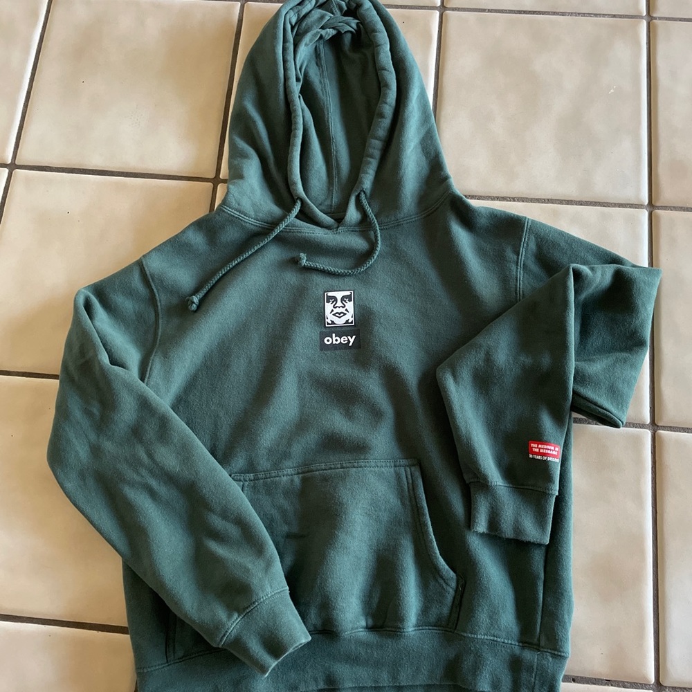 Obey Hoodie sweatshirt green size M girls